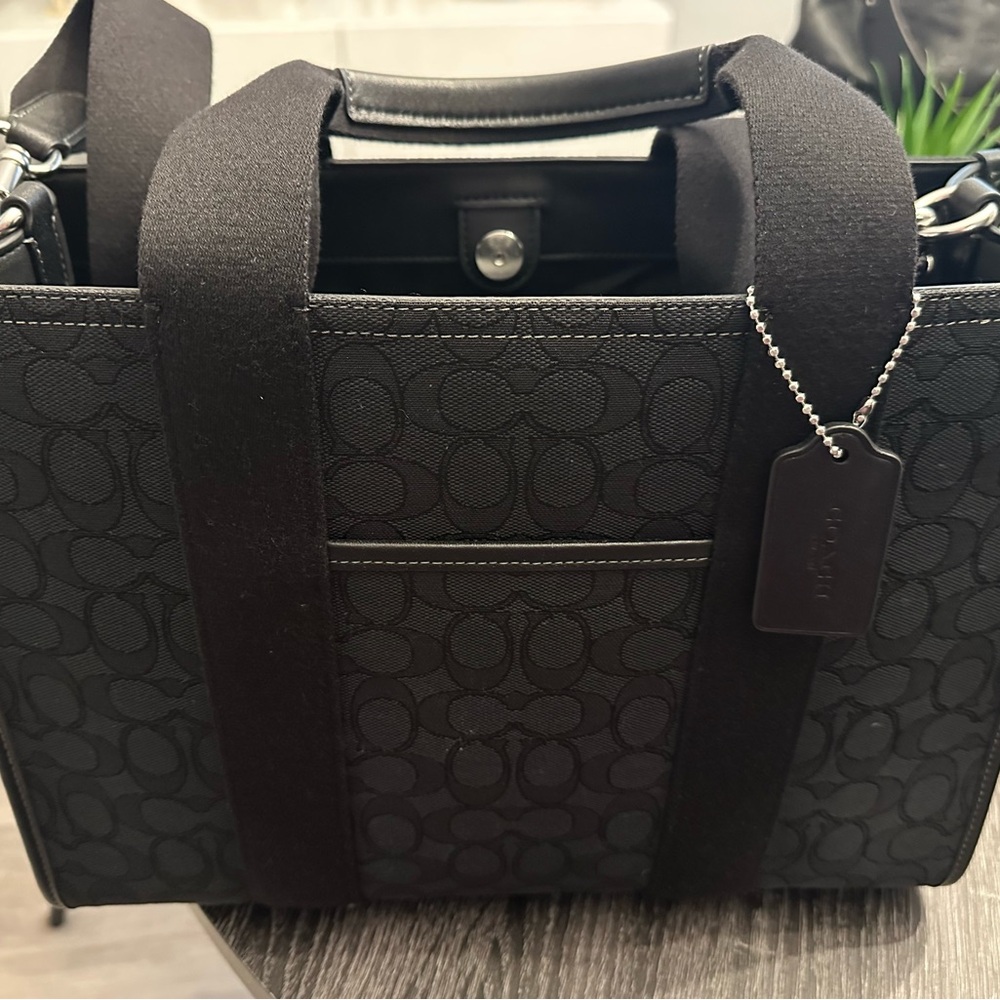 Coach Signature Black Tote